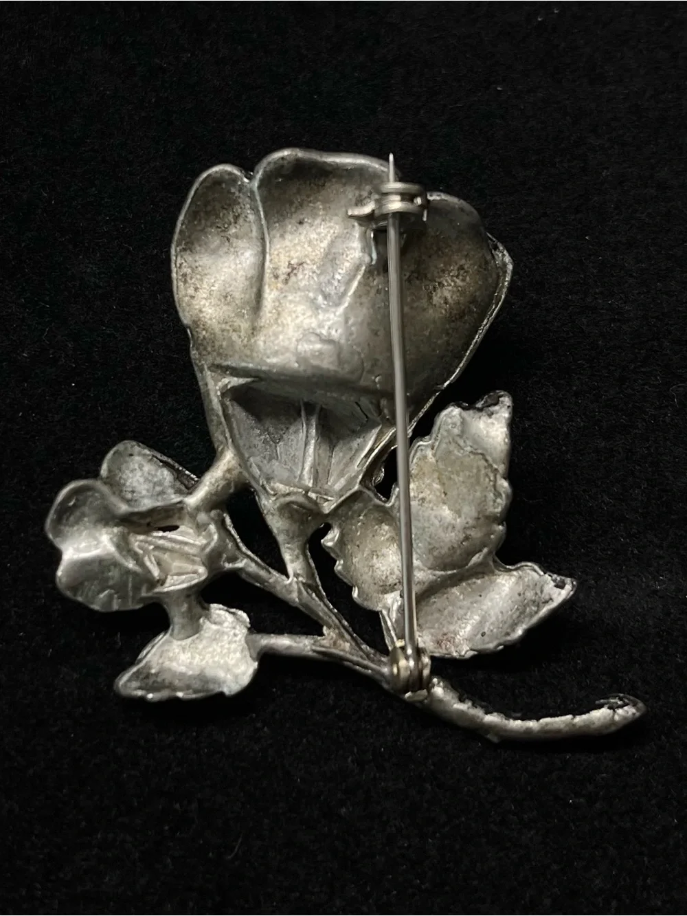 Vintage Silver Tone Floral Flower Brooch Pin